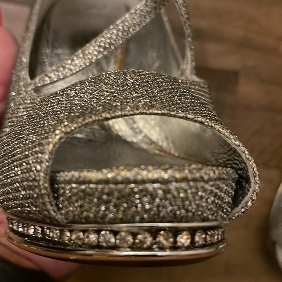 Size 10 Adrianna Papell “Golda” Sparkle Rhinestone platform heels - Picture 7 of 15